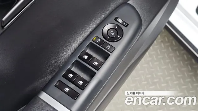 Hyundai Grandeur GN7 — Фото автомобиля 27