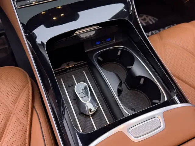 Mercedes-Benz Maybach S-Class — Фото автомобиля 22