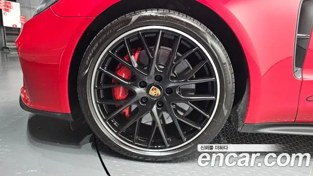 Porsche Panamera 971 — Фото автомобиля 5