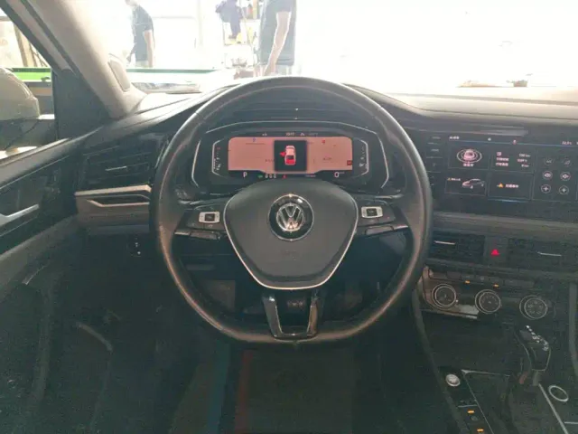 Volkswagen Sagitar — Фото автомобиля 10