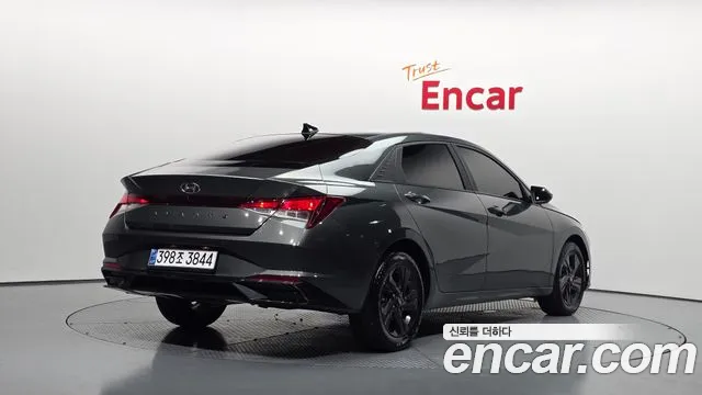 Hyundai AVANTE Avante (CN7) — Фото автомобиля 2