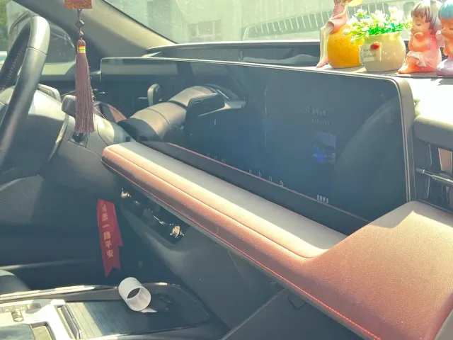 Ford Mondeo — Фото автомобиля 14