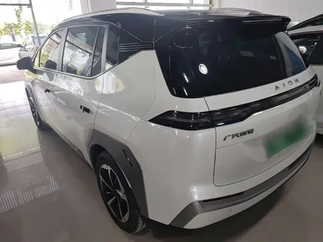 GAC Aion Y — Фото автомобиля 4