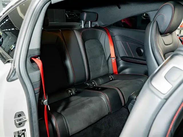 Mercedes-Benz C-Class — Фото автомобиля 20
