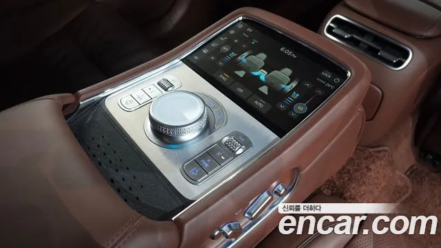 Genesis G90 Бензин 3.5 турбо AWD — Фото автомобиля 16