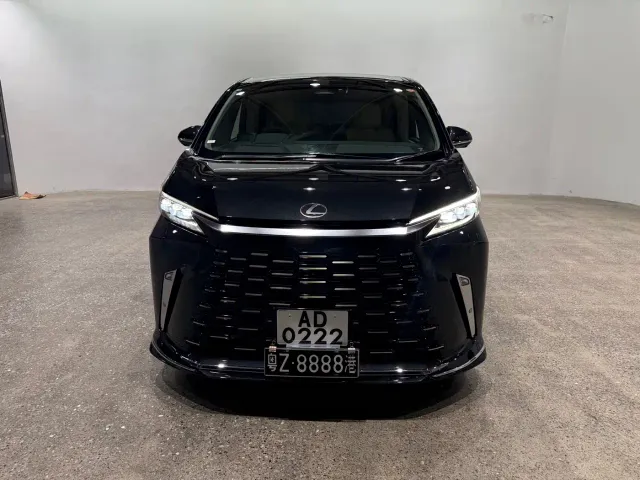 Lexus LM — Фото автомобиля 2