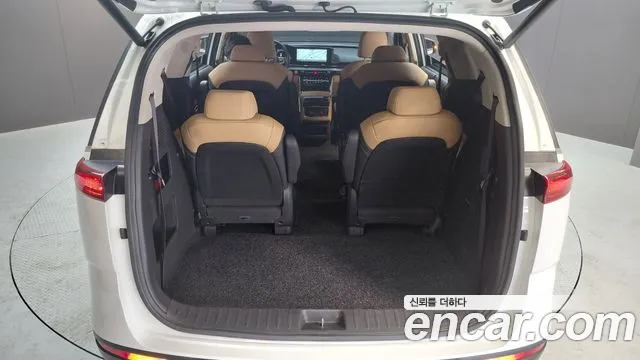 Kia Canival Carnival 4 поколение Дизель 9 мест Signature — Фото автомобиля 17