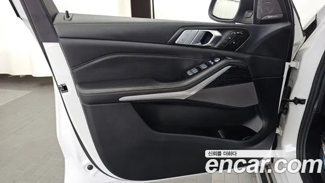 BMW X7 G07 — Фото автомобиля 12