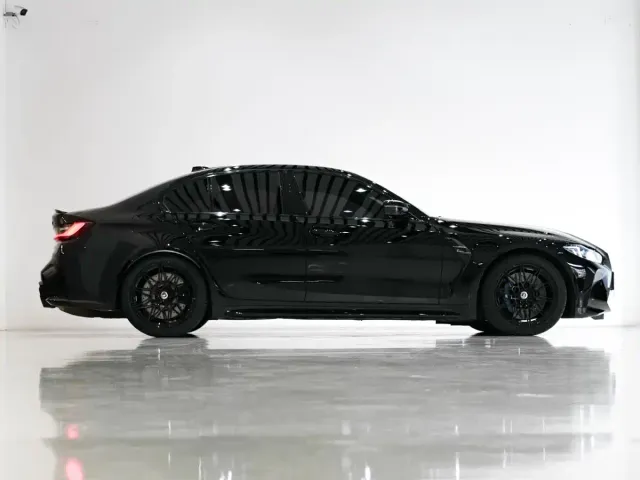 BMW M3 — Фото автомобиля 4