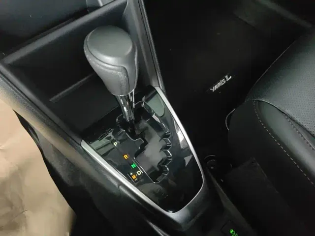 Toyota YARiS L Zhi Xuan — Фото автомобиля 13