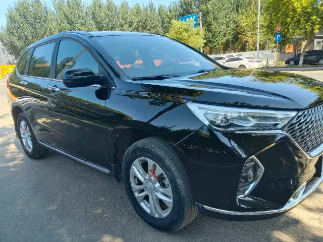Haval M6 — Фото автомобиля 3