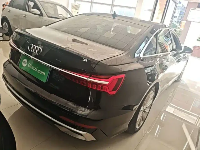 Audi A6L — Фото автомобиля 6