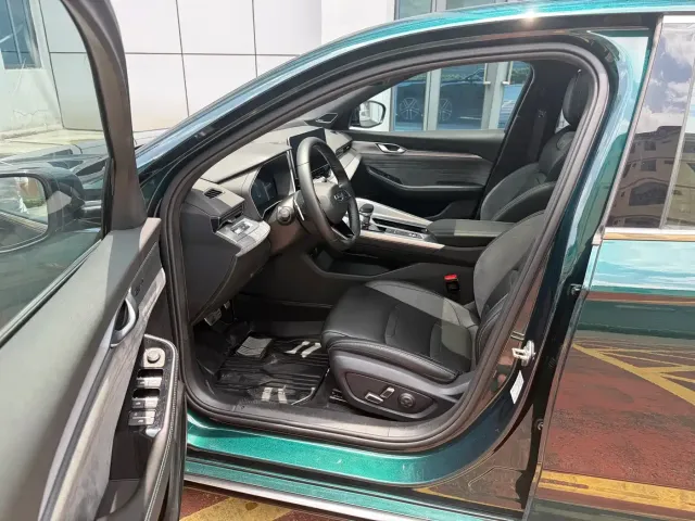 Geely Xingrui — Фото автомобиля 4