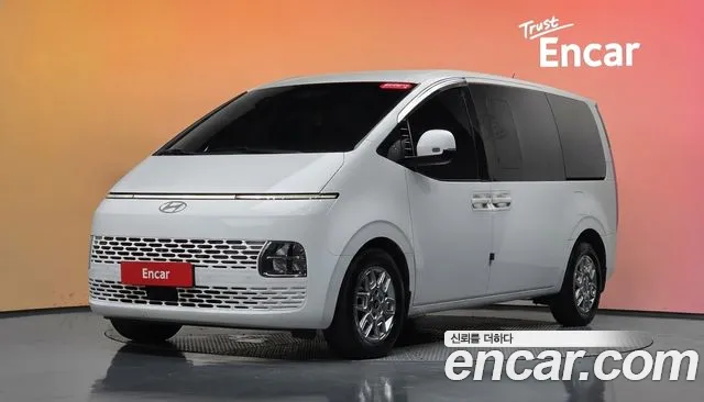 Фотография автомобиля — Hyundai Staria