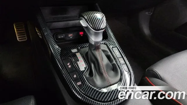 Kia K3 Новый K3 2 поколение 1.6 Turbo GT 5 дверей — Фото автомобиля 9