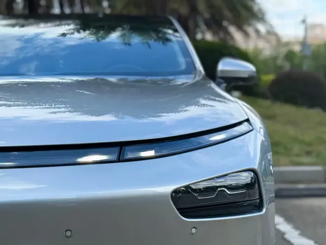 Xpeng P7 — Фото автомобиля 4