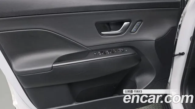 Hyundai Kona — Фото автомобиля 13