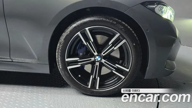 BMW 3-Series 3 серия (G20) 320i M Sport — Фото автомобиля 5