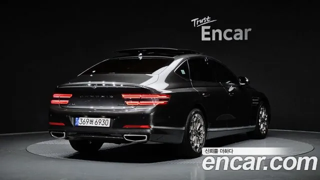 Genesis G80 Бензин 2.5 турбо AWD — Фото автомобиля 2