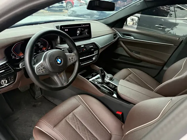 BMW 5 Series — Фото автомобиля 4