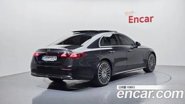 Mercedes-Benz E-Class W214 — Фото автомобиля 2
