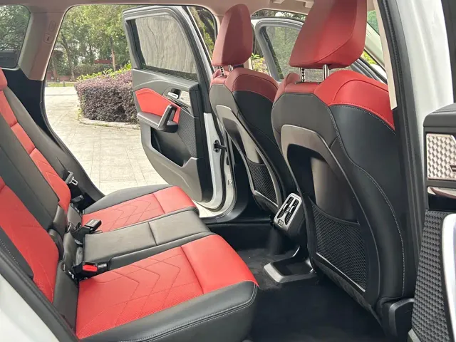BMW X1 — Фото автомобиля 11