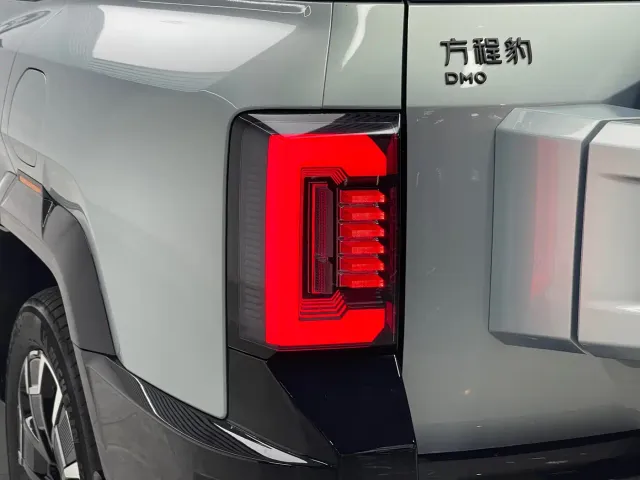 BYD FangChengBao Leopard 8 — Фото автомобиля 20