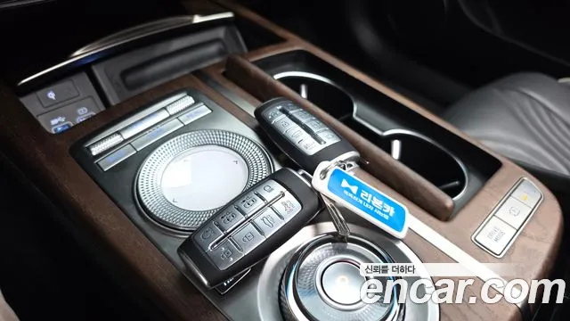 Genesis G80 Бензин 2.5 турбо AWD — Фото автомобиля 24