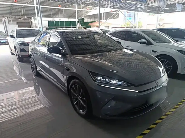 BYD Qin L — Фото автомобиля 21
