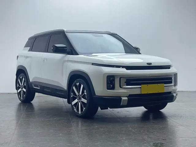 Geely ICON — Фото автомобиля 20