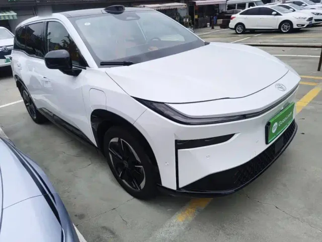 Toyota BoZhi 3X — Фото автомобиля 3