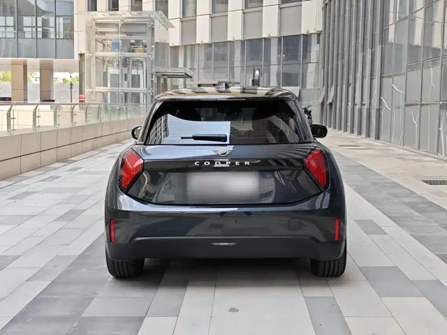MINI Cooper — Фото автомобиля 22
