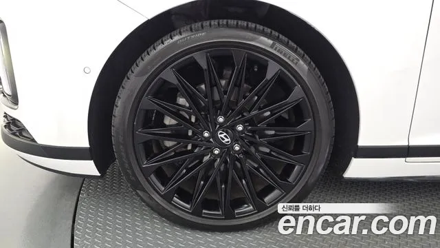 Hyundai Grandeur GN7 — Фото автомобиля 5