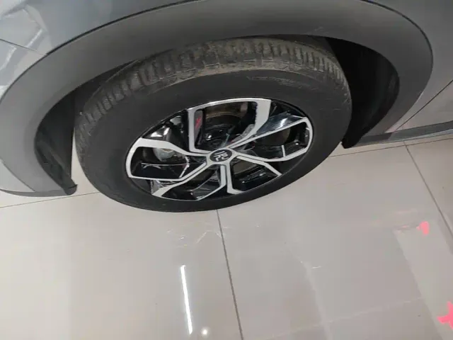 BYD Yuan PLUS — Фото автомобиля 22