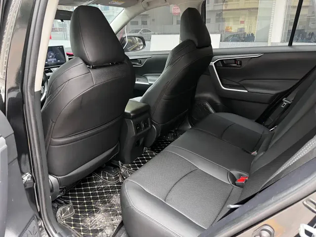 Toyota Wildlander — Фото автомобиля 5