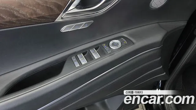 Genesis GV80 — Фото автомобиля 29