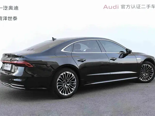 Audi A7L — Фото автомобиля 3
