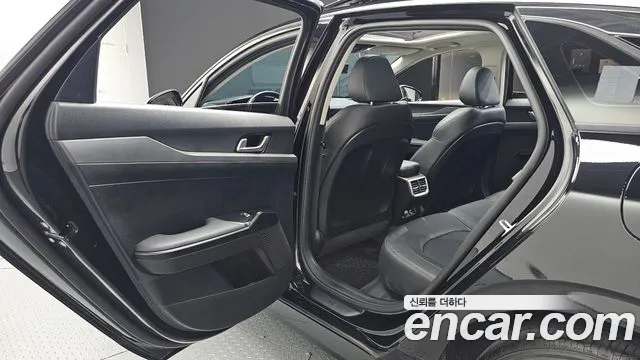 Kia K5 K5 3 поколение 2.0 LPI(Для проката) — Фото автомобиля 9