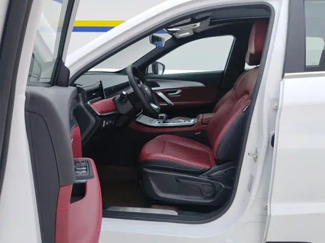 Jetour X70 Plus — Фото автомобиля 9