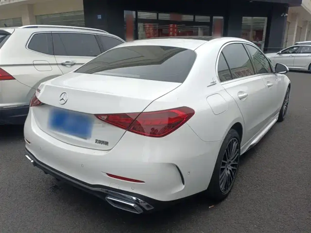 Mercedes-Benz C-Class — Фото автомобиля 4