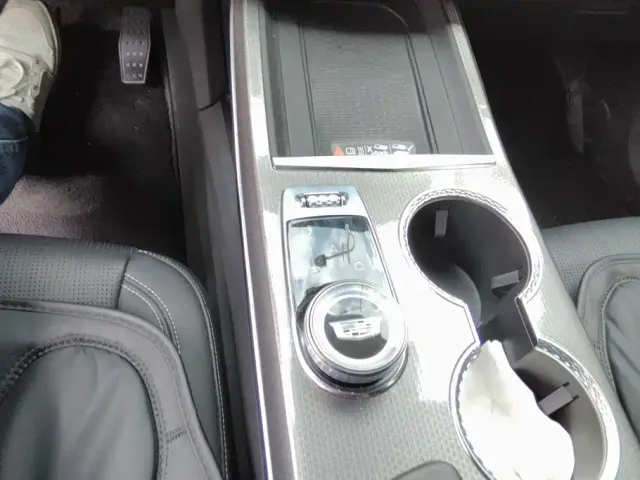 Cadillac XT5 — Фото автомобиля 16