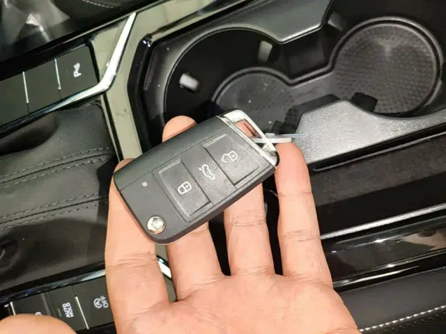 Volkswagen Passat — Фото автомобиля 8