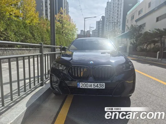 Фотография автомобиля — BMW X6 G06