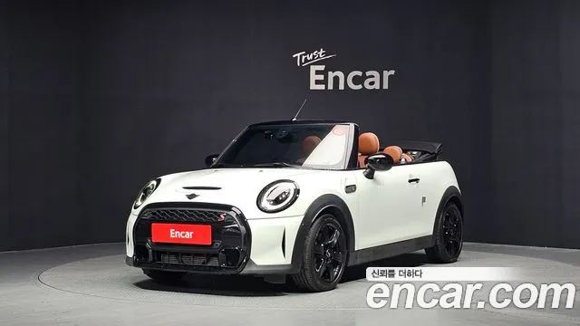 Фотография автомобиля — Mini Cooper Convertible