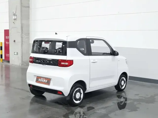 Wuling Hongguang Mini EV — Фото автомобиля 2
