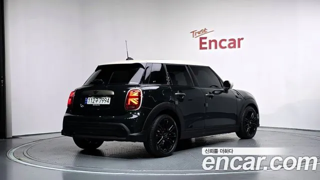 MINI Cooper — Фото автомобиля 2