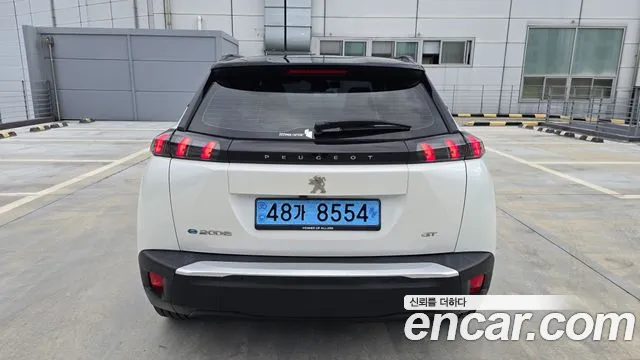 Peugeot 2008 Generation 2 — Фото автомобиля 6