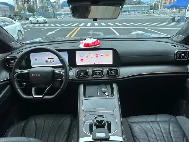 Chery Tiggo 9 — Фото автомобиля 9