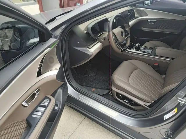 BYD Han 2024 EV Glory Edition 506KM FWD Premium — Фото автомобиля 15