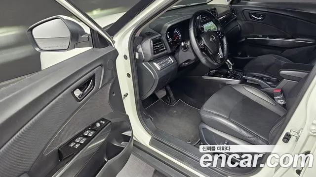 KG_Mobility_Ssangyong TIBOLI Very New Tivoli Бензин 1.5 2WD — Фото автомобиля 10